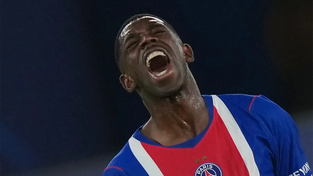 Dembélé marca dos goles en victoria de PSG en Champions