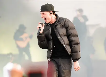 Peso Pluma lidera finalistas en Premios Billboard Música Latina 2026 en Miami Peso Pluma lidera finalistas en Premios Billboard Música Latina 2026 en Miami