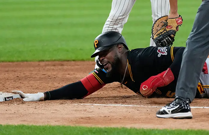 Conducen Jones y Cruz al triunfo de los Piratas