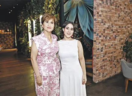 Montse, tiene su primera despedida Montse, tiene su primera despedida