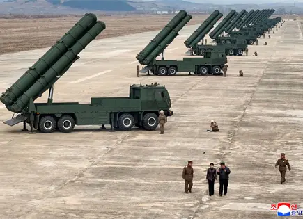 Corea del Norte lanza misiles bal&iacute;sticos tras ejercicios trilaterales