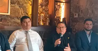 Presentan presidente del Consejo Interreligioso