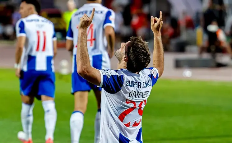 Santi Gim&eacute;nez redondea goleada del Porto