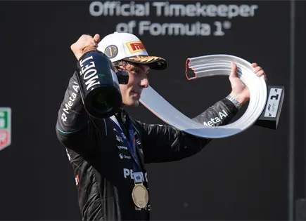 Antonelli rebasa a Norris y gana la primera carrera de F&oacute;rmula Uno en Madrid en 45 a&ntilde;os
