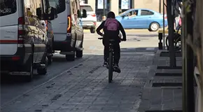Ciclov&iacute;as, riesgosas, se quejan usuarios