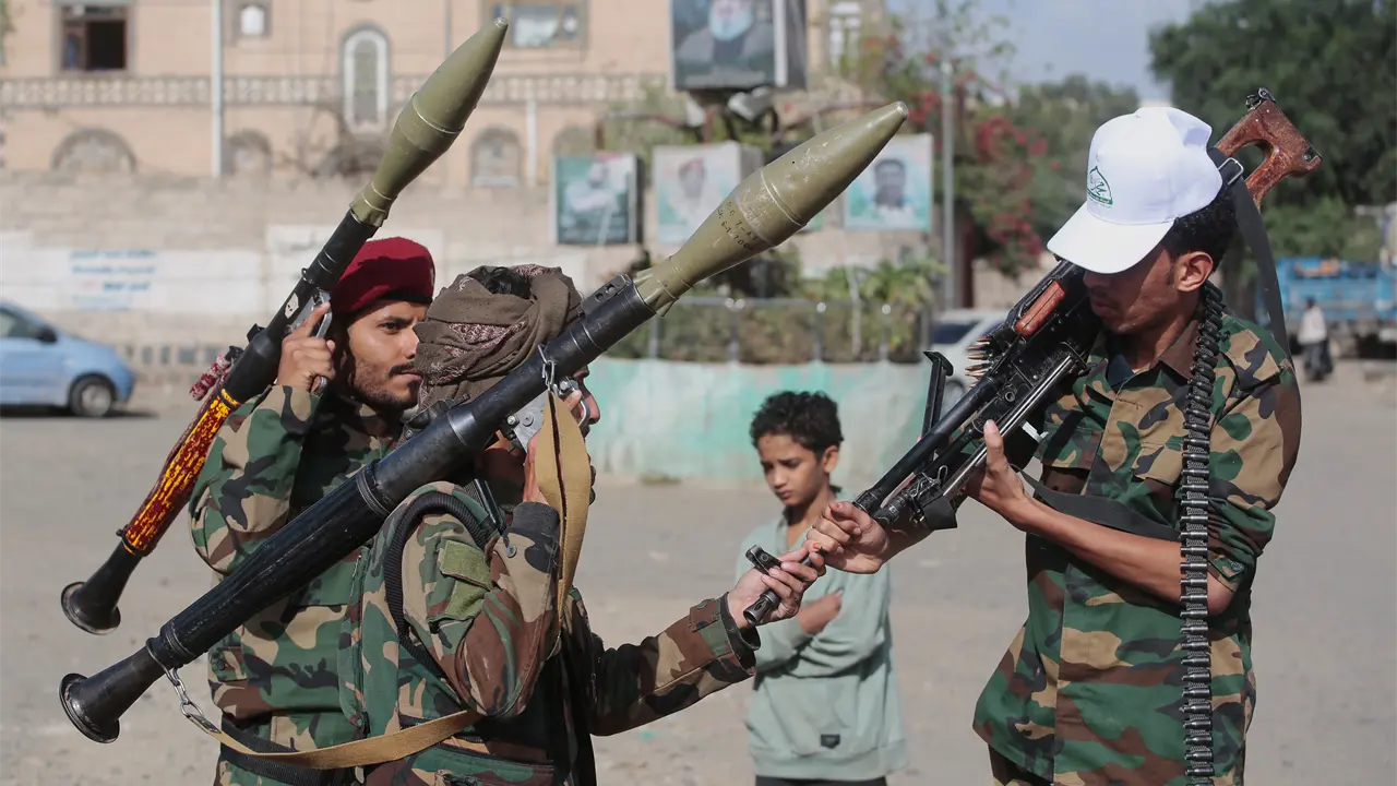 Irak confirma ataques contra oleoducto en provincia Maysan