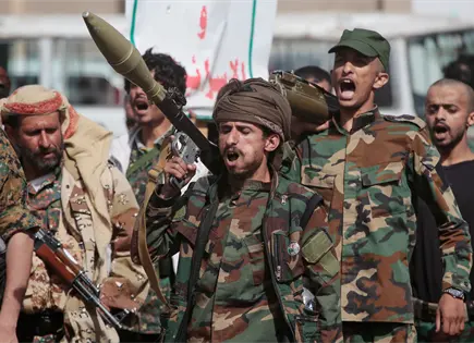 Rebeldes hut&iacute;es capturan isla Mayun en Yemen: clave para el mar Rojo