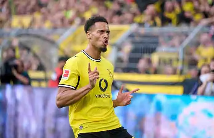 Siguen perfectos Dortmund y Friburgo