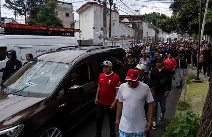 Despiden a "Carlitos", víctima de explosión