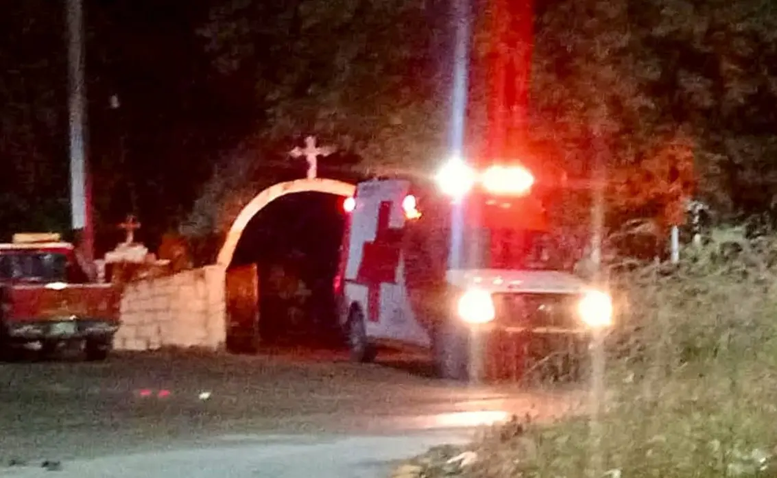 Sepulturero muere durante funeral de un familiar en El Pujal