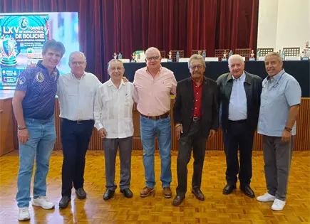 Torneo Internacional de Boliche reconoce a figuras potosinas Torneo Internacional de Boliche reconoce a figuras potosinas
