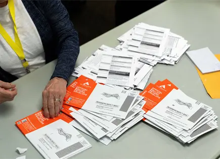 Corte Suprema de EE.UU. rechaza restricciones al voto por correo