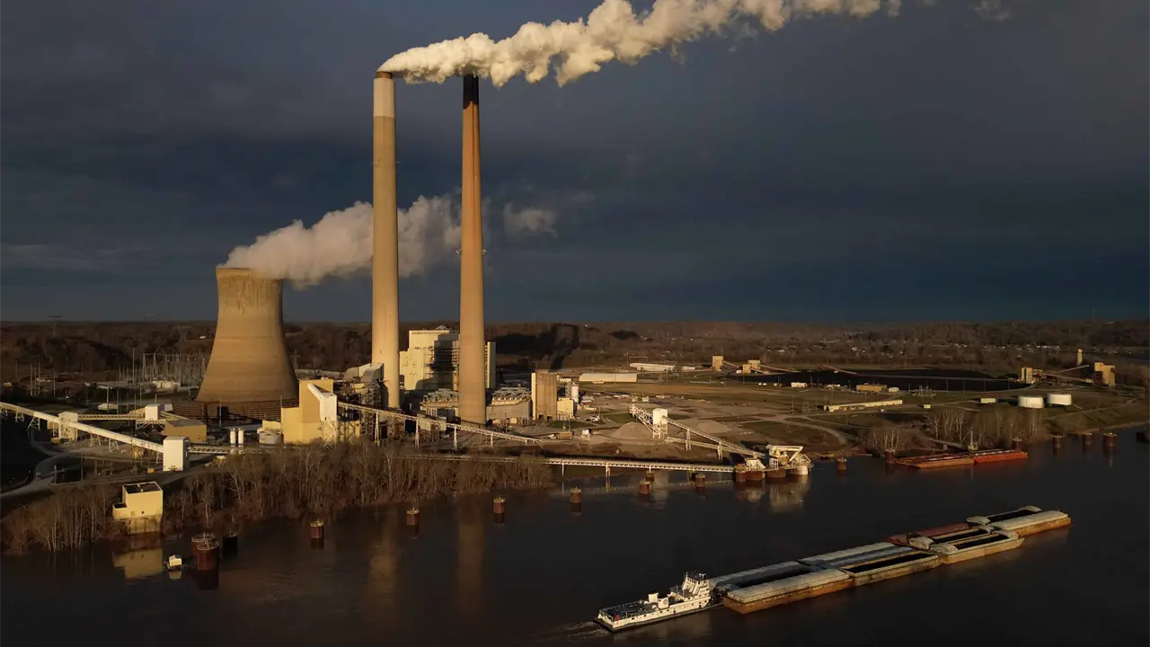 EPA revoca normas que limitan emisiones de gases en centrales eléctricas