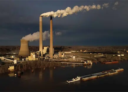 EPA revoca normas que limitan emisiones de gases en centrales eléctricas EPA revoca normas que limitan emisiones de gases en centrales eléctricas