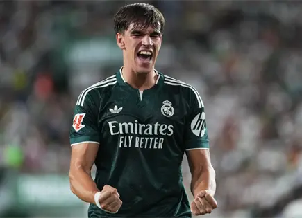 Esp&iacute; salva al Madrid en el descuento 