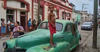 "EU impone un castigo colectivo a los cubanos"