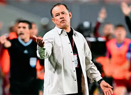 Juan Reynoso regresa; es anunciado como nuevo t&eacute;cnico de Necaxa