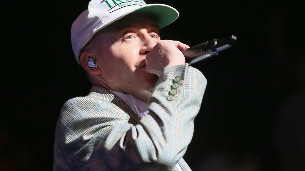Macklemore excluido de gira Ed Sheeran por comentarios en Nueva Jersey