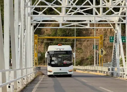 Anuncian ruta gratuita de RedMetro para la Huasteca