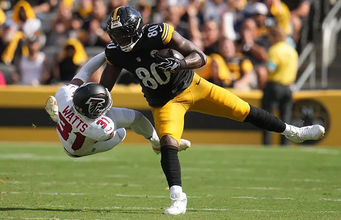 Jugadores de la NFL prefieren césped natural para los partidos