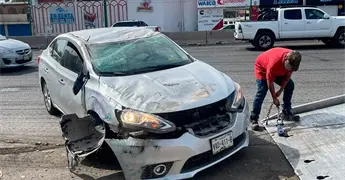 Tres heridos deja accidente en la r&uacute;a a Rioverde