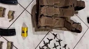 Aseguran veh&iacute;culo, cartuchos y equipo t&aacute;ctico tras cateo en Matehuala