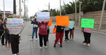 Exigen solucionar falta de maestros en telesecundaria