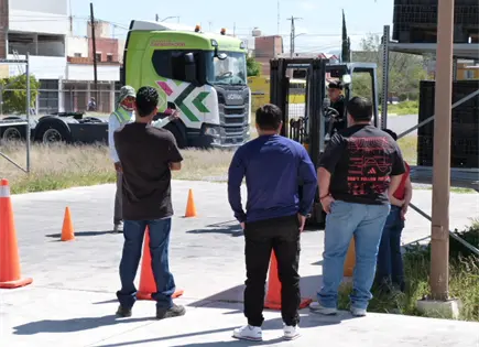 ICAT certificará a operadores de montacargas ICAT certificará a operadores de montacargas