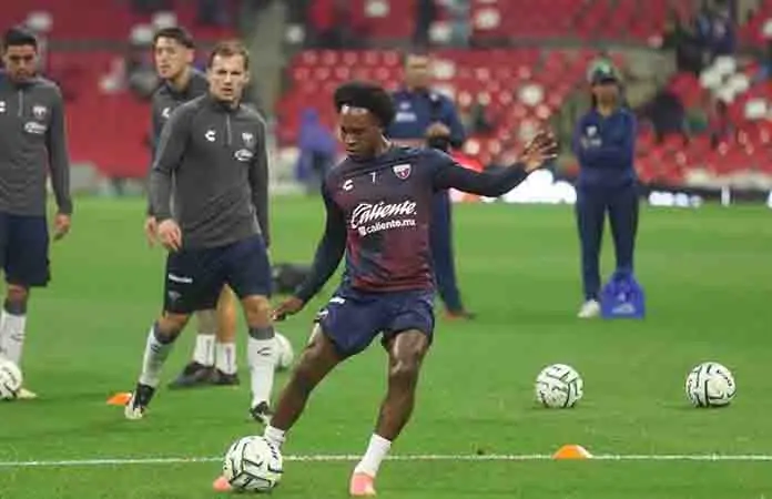 Riesgosa visita de Atlante a Puebla