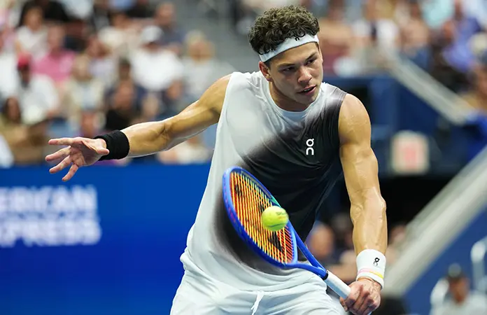 Se retira Ben Shelton de la Copa Laver