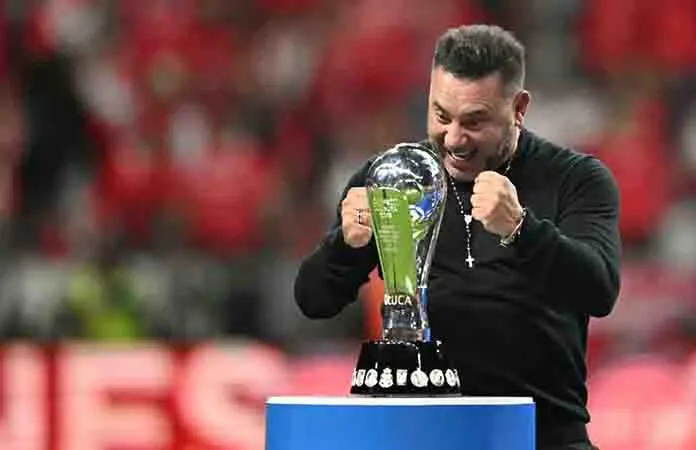Sueña en grande Antonio Mohamed