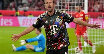 Alcanza H. Kane 100 goles en la Bundesliga