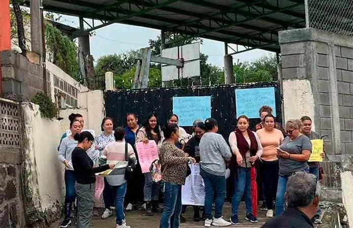 Más tomas de escuelas por falta de profesores