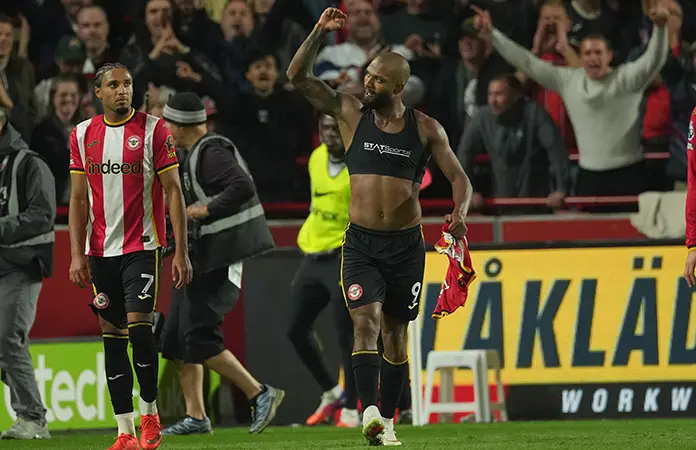 Modesto Brentford golea al Chelsea