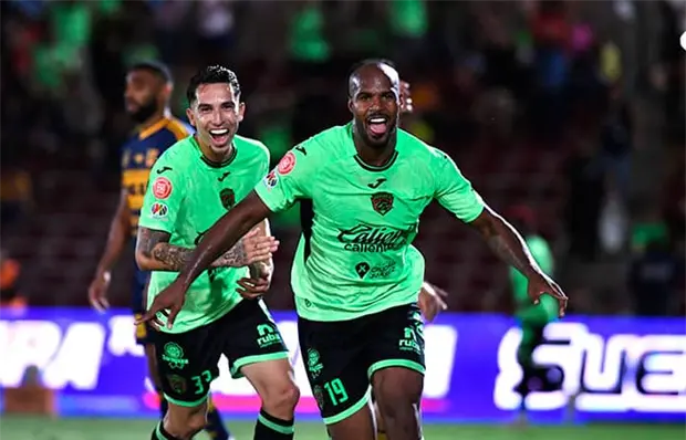 Rompen Bravos su mala racha