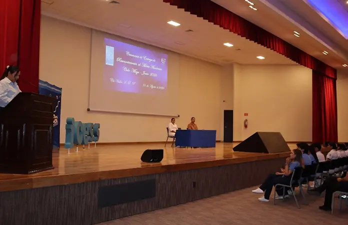 Segundo Informe de Medina, en una escuela