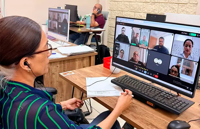 Capacitan a funcionarios en inteligencia artificial