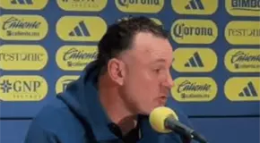 Gabriel Milito se engancha con reportero tras empate ante América