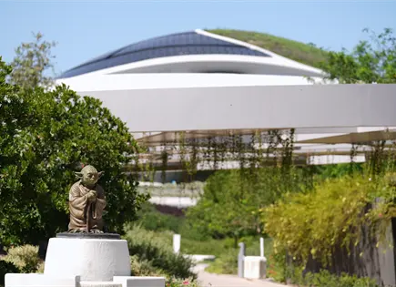 George Lucas abre Museo de Arte Narrativo en Los Ángeles George Lucas abre Museo de Arte Narrativo en Los Ángeles