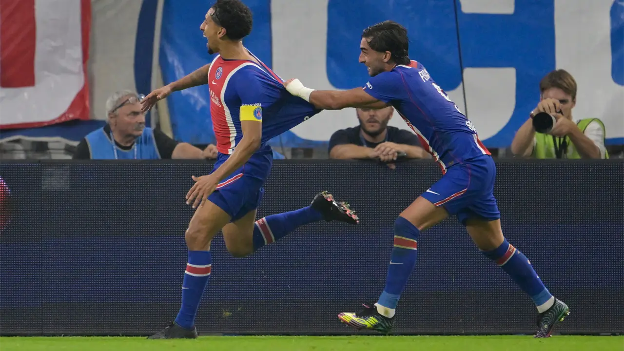 PSG gana 2-1 en Marsella con gol decisivo de Marquinhos