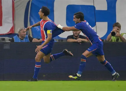 PSG gana 2-1 en Marsella con gol decisivo de Marquinhos PSG gana 2-1 en Marsella con gol decisivo de Marquinhos