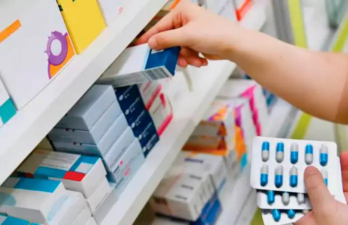 Debe Gobierno 110 mmdp a las farmacéuticas