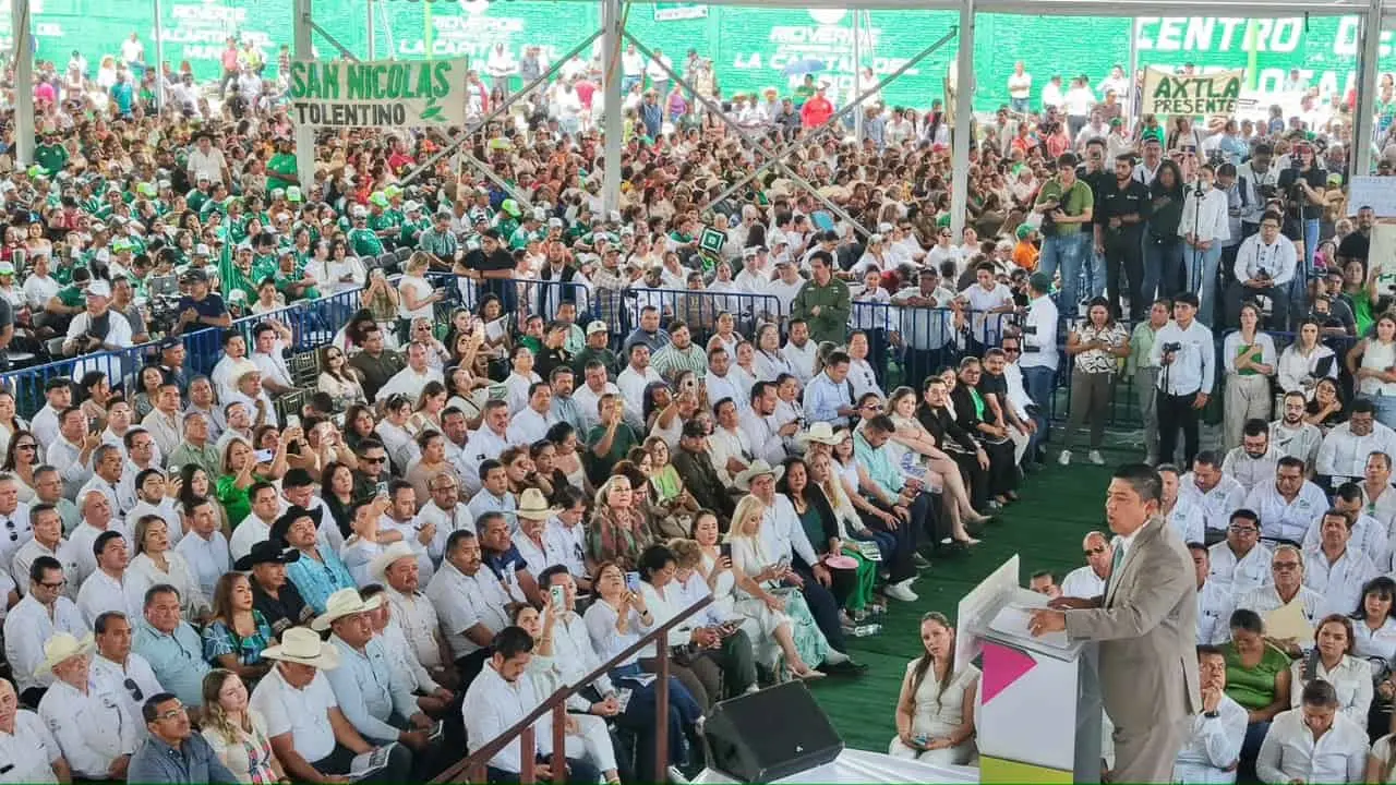 Gallardo presentó en Rioverde las cifras y proyectos incluidos en su Quinto Informe de Gobierno.
