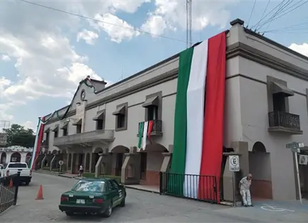 Oficinas del Ayuntamiento, con pocos funcionarios Oficinas del Ayuntamiento, con pocos funcionarios