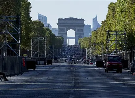 Par&iacute;s se halla blindada para visita de Le&oacute;n XIV