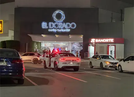 Disparos al aire provocan movilización policiaca en Plaza El Dorado Disparos al aire provocan movilización policiaca en Plaza El Dorado