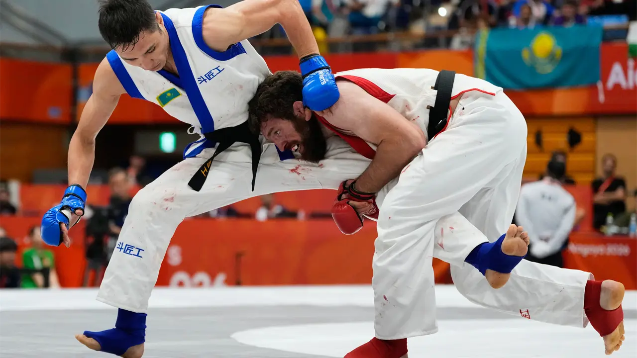 Las artes marciales mixtas, sin jaula ni sangre, buscan llegar a los Olímpicos