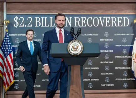 Vicepresidente JD Vance anuncia retiro de inscritos en ACA