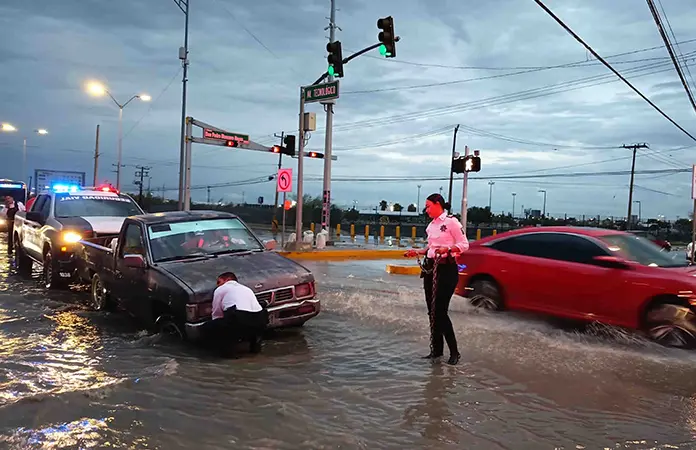 Lluvias inundan varios municipios de Chihuahua