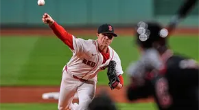 Logra Sonny Gray su 18va.victoria con Medias Rojas